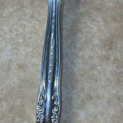 4 Pfaltzgraff HEIRLOOM REMEMBRANCE BETHANY Stainless Silverware Soup Spoons - Thumbnail 7