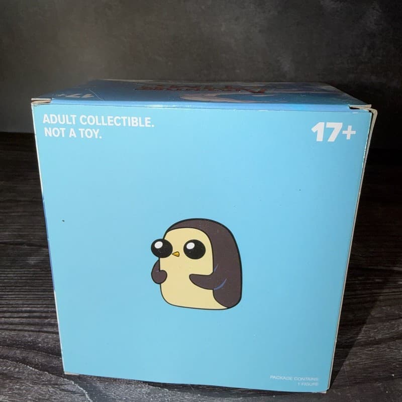 Cartoon Network Adventure Time The Nice King and Gunter Loot Crate Exclusive Fig - Thumbnail 4