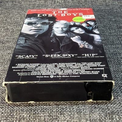 The Lost Boys 1991 Green Stripe VHS Horror Warner Bros Cory Haim Rental Copy - Thumbnail 9