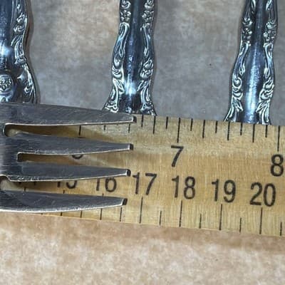4 Pfaltzgraff HEIRLOOM REMEMBRANCE BETHANY Stainless Silverware Salad Forks - Thumbnail 8