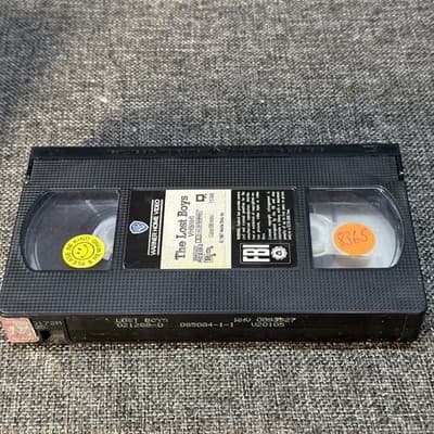 The Lost Boys 1991 Green Stripe VHS Horror Warner Bros Cory Haim Rental Copy - Thumbnail 10
