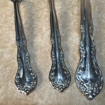 7 Pcs Pfaltzgraff HEIRLOOM REMEMBRANCE BETHANY Stainless Silverware Serving Set - Thumbnail 5