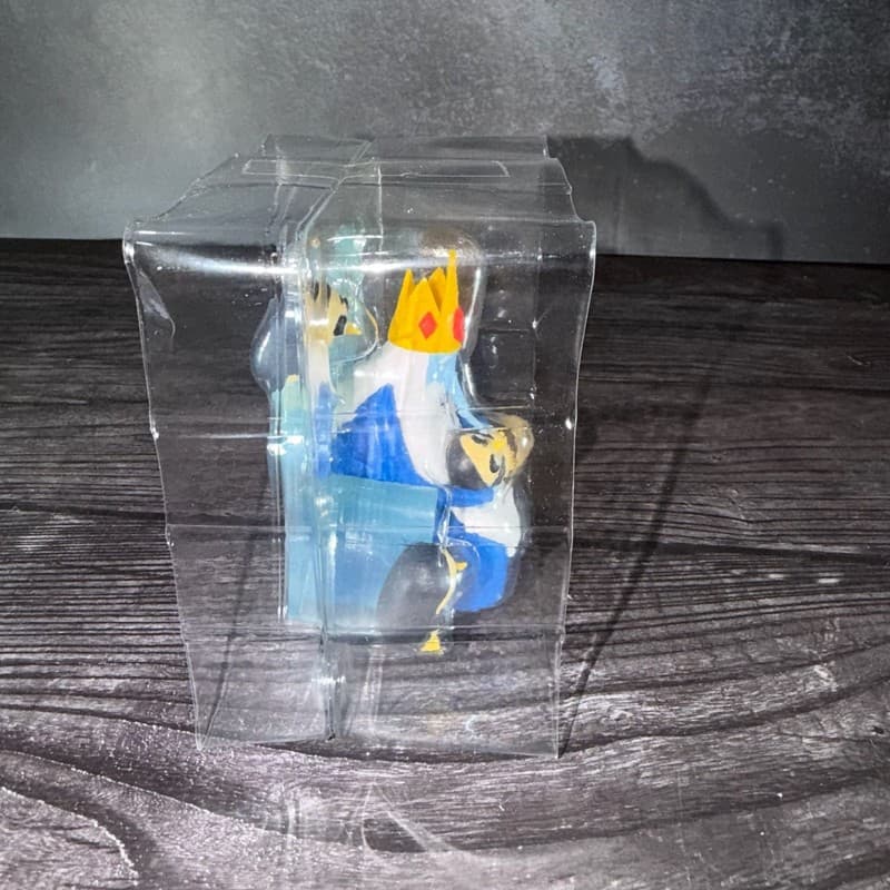 Cartoon Network Adventure Time The Nice King and Gunter Loot Crate Exclusive Fig - Thumbnail 11