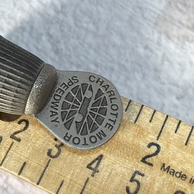 Charlotte Motor Speedway VINTAGE FORT PEWTER THIMBLE SOUVENIR SEWING TOOL - Thumbnail 8