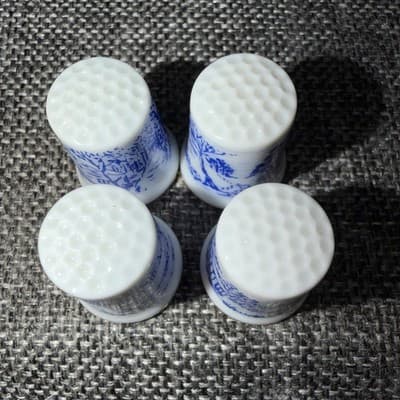 4 Vintage Ceramic Thimbles Sewing Americana Blue Transferware China Made Japan - Thumbnail 10
