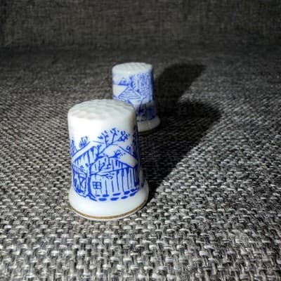 4 Vintage Ceramic Thimbles Sewing Americana Blue Transferware China Made Japan - Thumbnail 6