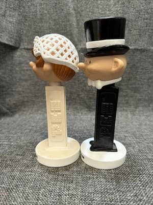 PEZ Bride & Groom Wacky Wobbler Oversized Limited Edition Wedding Gift 1999 - Thumbnail 4