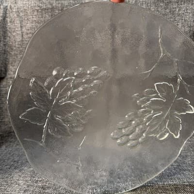 Kosta Boda Style Double Grapes Round 11" Cheese Plate platter Art Glass Sweden - Thumbnail 10
