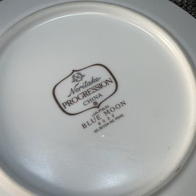 Noritake Progression Blue Moon Floral 9022 6 3/8" Bread & Butter Plates Set of 8 - Thumbnail 15