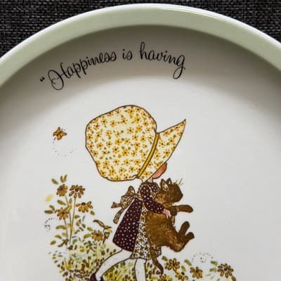 Holly Hobby Cat "Happiness is Having Someone to Care For" Dinner Plate Green - Thumbnail 3