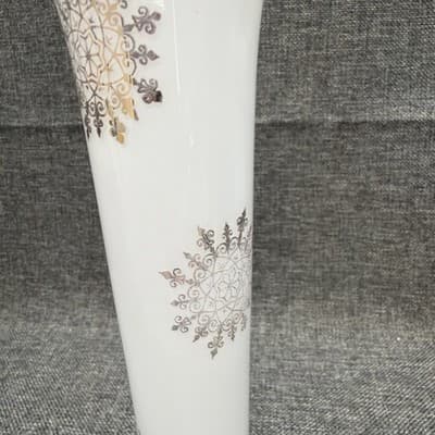 MCM Frosted Milk Glass Trumpet Vase Gold Medallion Snowflake Ruffled Rim 10” - Thumbnail 4