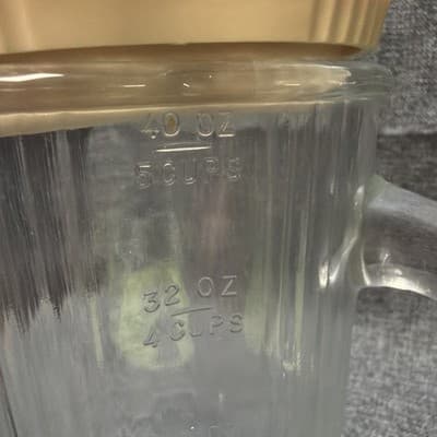 Vintage Waring Clover Leaf Shaped 40 oz ~ 5 Cups Glass Blender Pitcher with Lid - Thumbnail 4