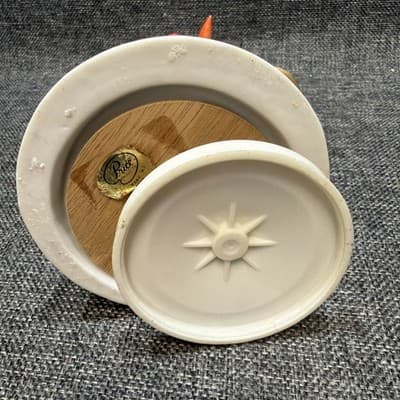 Vintage 1960 Taiwan Bisque Musical Frosty The Snowman Rotating Christmas Song - Thumbnail 6