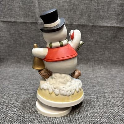 Vintage 1960 Taiwan Bisque Musical Frosty The Snowman Rotating Christmas Song - Thumbnail 3