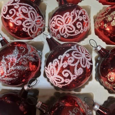 Lot 20 Vintage Glass Glitter Christmas Balls Ornaments 1 1/2" Box Red White Gold - Thumbnail 3