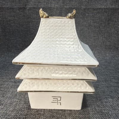 Vintage Occupied Japan Ceramic Pagoda Stacking Box 3 Piece Jewelry Chest Gold - Thumbnail 3