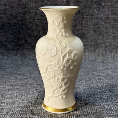 Lenox Ming Cherry Blossom Bud Vase Ivory Porcelain 24 Karat Gold Trim Floral 6” - Thumbnail 6