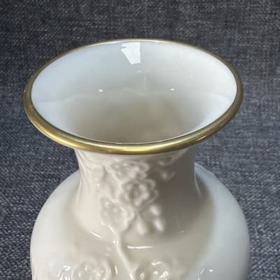 Lenox Ming Cherry Blossom Bud Vase Ivory Porcelain 24 Karat Gold Trim Floral 6” - Thumbnail 3