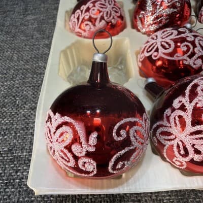 Lot 20 Vintage Glass Glitter Christmas Balls Ornaments 1 1/2" Box Red White Gold - Thumbnail 5