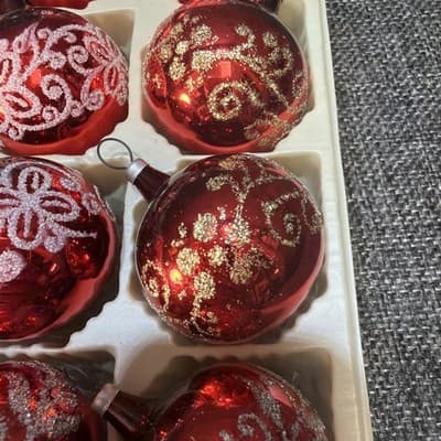 Lot 20 Vintage Glass Glitter Christmas Balls Ornaments 1 1/2" Box Red White Gold - Thumbnail 4