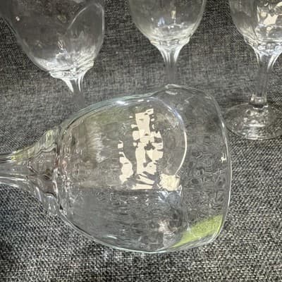LIBBEY CHIVALRY HOCK WINE GOBLET CLEAR GLASS STEM BARWARE 6" TALL 4 PCS Vintage - Thumbnail 8