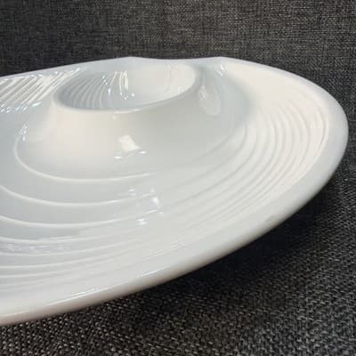 VTG White CLAM SHELL CERAMIC POTTERY ROUND 12" JAPAN CHIP & DIP Platter Chipped - Thumbnail 3