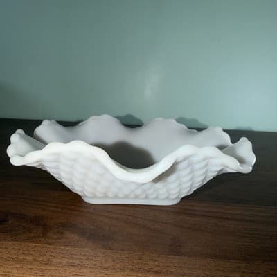 VTG Set 3 Milk Glass Ruffled Edge Diamond Cut Candy Trinket Dish Anchor Hocking - Thumbnail 5