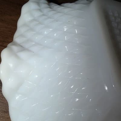 VTG Set 3 Milk Glass Ruffled Edge Diamond Cut Candy Trinket Dish Anchor Hocking - Thumbnail 9