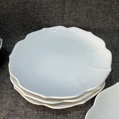 Vintage Japanese Porcelain Lotus Bowls Plates Set Of 4 White Ceramic Decorative - Thumbnail 16