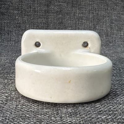 White Porcelain Wall Mount Bathroom Cup Tumbler Holder Patina Antique Bathroom - Thumbnail 3