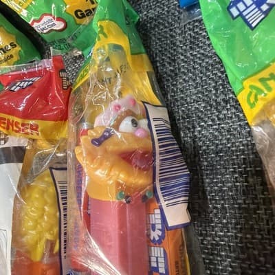 Pez Sesame Street Lot Of 8 Muppets Bert Ernie Elmo Big Bird And Zoe ￼in Bags - Thumbnail 8