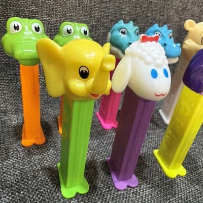 Lot Of 9 Pez Kooky Zoo Elephant Alligator Bear Lion Lamb Hippo 1990’s Candy Toys - Thumbnail 2