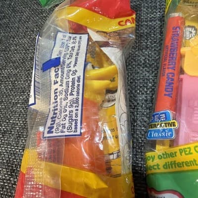 Pez Sesame Street Lot Of 8 Muppets Bert Ernie Elmo Big Bird And Zoe ￼in Bags - Thumbnail 4