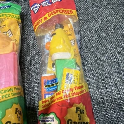 Pez Sesame Street Lot Of 8 Muppets Bert Ernie Elmo Big Bird And Zoe ￼in Bags - Thumbnail 6
