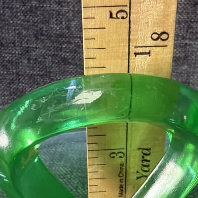 VTG Uranium Emerald Green Depression glass sandwich server with center handle - Thumbnail 11
