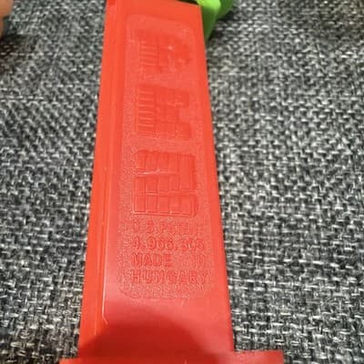 4 Retired Muppets Pez Fozzie Kermit Gonzo & Miss Piggy 1991 Loose Unused - Thumbnail 7