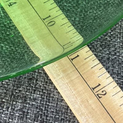 VTG Uranium Emerald Green Depression glass sandwich server with center handle - Thumbnail 10
