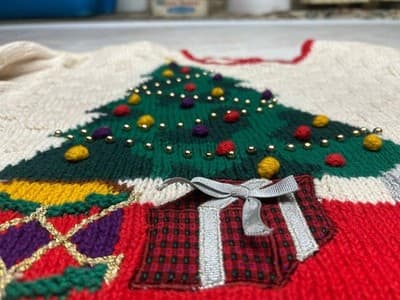 Womens Size Small XS Sweater Christmas Tree W Toys Vintage Marisa Christina - Thumbnail 11