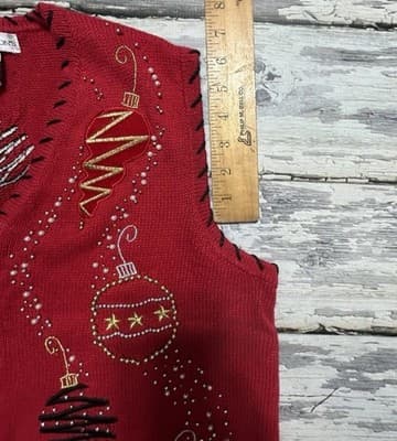 Drapers & Damon’s Vintage Christmas Sweater Vest Ugly Red Knit Ornaments - Thumbnail 9