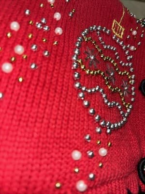 Drapers & Damon’s Vintage Christmas Sweater Vest Ugly Red Knit Ornaments - Thumbnail 6
