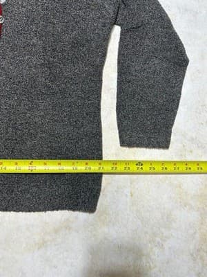 Womens Lightweight Soft Gray Sweater Mia Nola Grey with Red Heart Size S M - Thumbnail 7