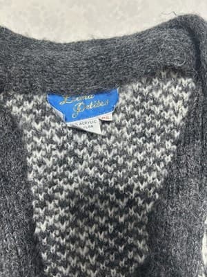 Women’s Size S M Pocketed Grandpa Vintage Fuzzy Acrylic Cardigan Grey Dancers - Thumbnail 20