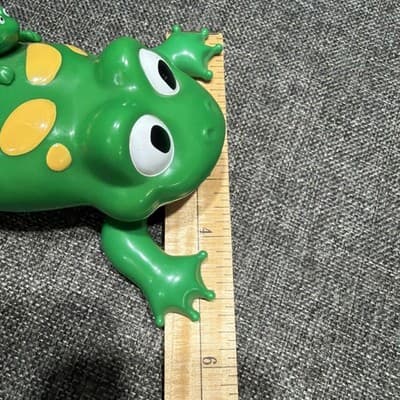 Froggy The Frog: Vibrant Green Bath Buddy Also Scoots On Floor Pool Toy Works! - Thumbnail 10