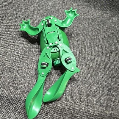 Froggy The Frog: Vibrant Green Bath Buddy Also Scoots On Floor Pool Toy Works! - Thumbnail 5