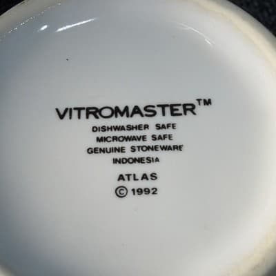 Vitromaster Atlas Stoneware 20 pc Dinner Set Service for 4 Vintage 90s Globe Map - Thumbnail 8
