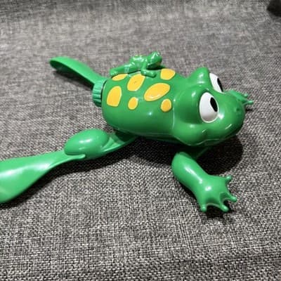 Froggy The Frog: Vibrant Green Bath Buddy Also Scoots On Floor Pool Toy Works! - Thumbnail 14