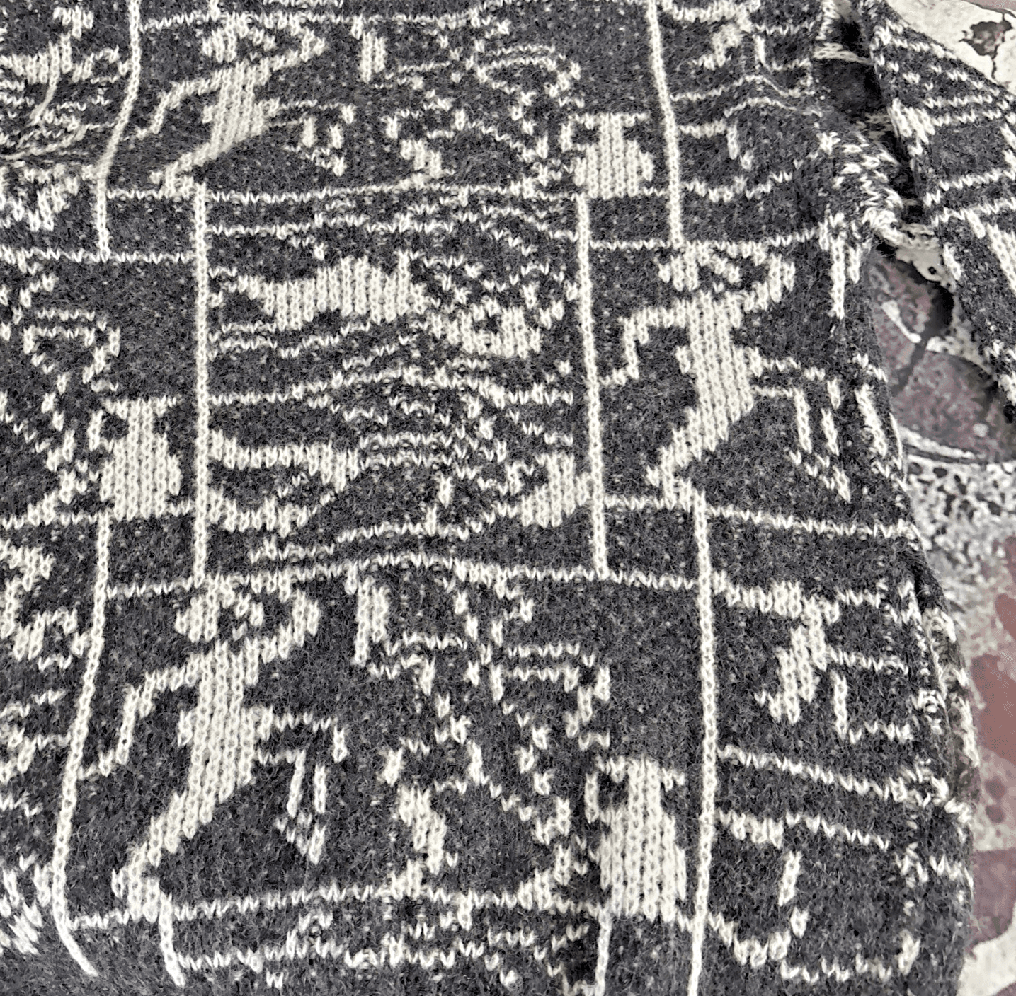 Women’s Size S M Pocketed Grandpa Vintage Fuzzy Acrylic Cardigan Grey Dancers - Thumbnail 3