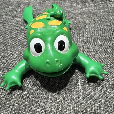Froggy The Frog: Vibrant Green Bath Buddy Also Scoots On Floor Pool Toy Works! - Thumbnail 8