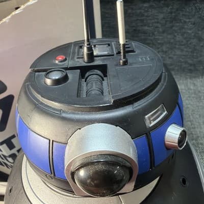 BB-9E Star Wars Disney Parks Galaxy's Edge Droid Depot Astromech Box & Chip - Thumbnail 5