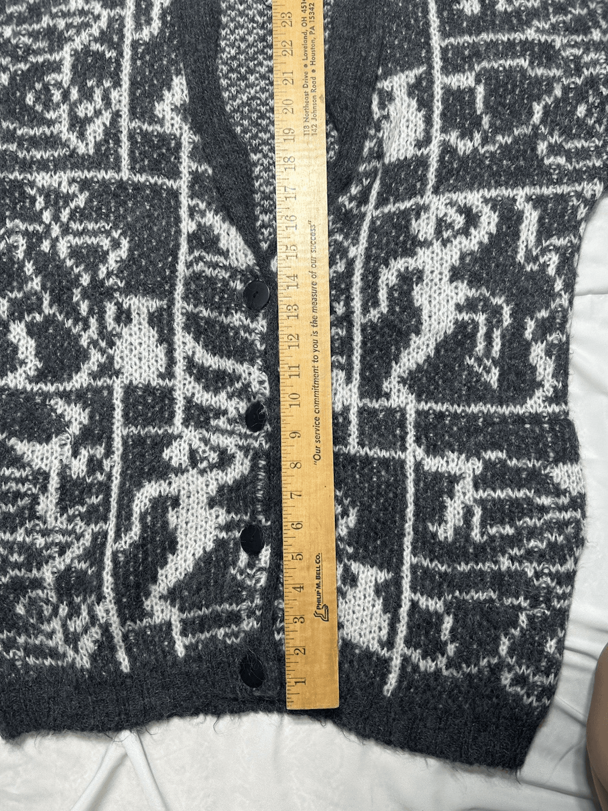 Women’s Size S M Pocketed Grandpa Vintage Fuzzy Acrylic Cardigan Grey Dancers - Thumbnail 6